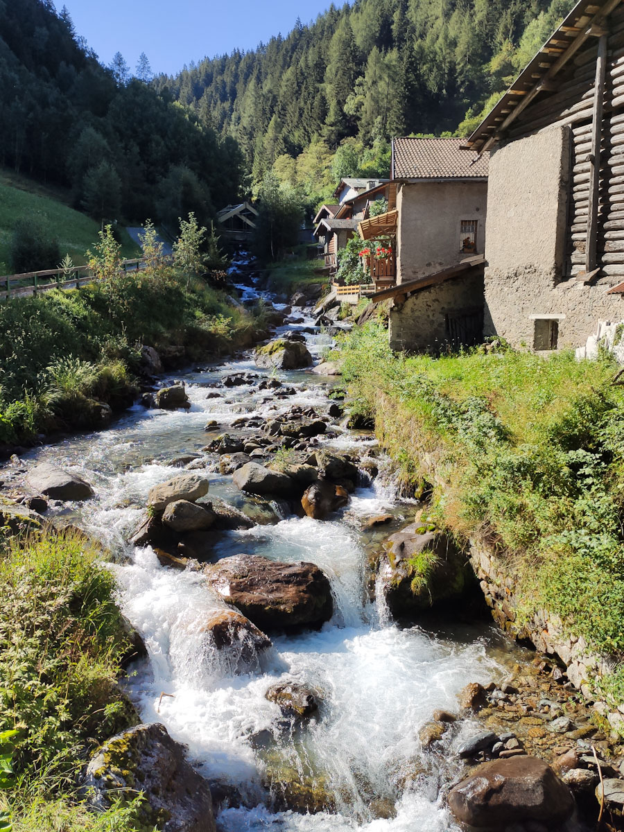 Paese di Sant'Antonio, da cui parte il giro delle Valli di Sant'Antonio